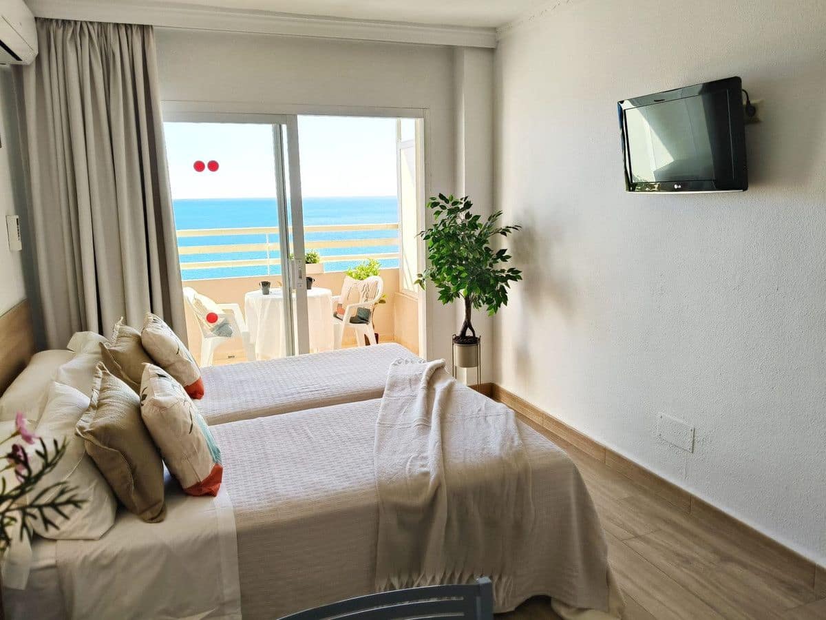 Studio til salg i Fuengirola med swimmingpool - € 239.000 (Ref: 9491864)