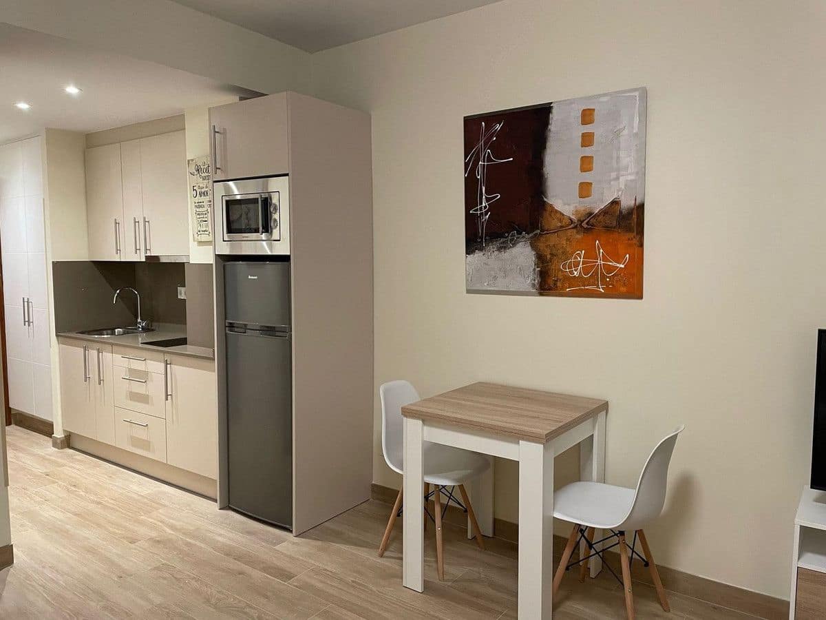 Studio til salg i Torremolinos med swimmingpool - € 425.000 (Ref: 9491868)