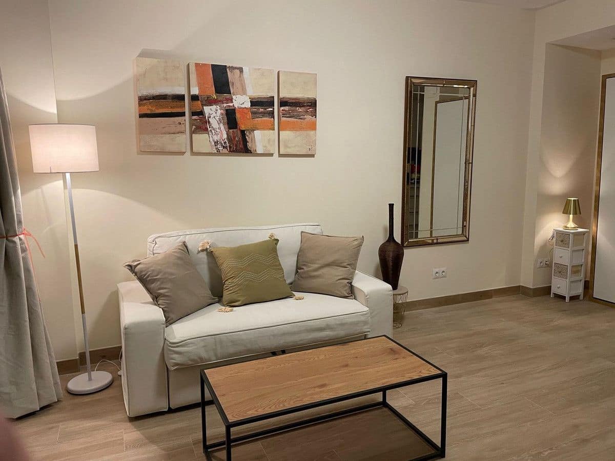Studio til salg i Torremolinos med swimmingpool - € 425.000 (Ref: 9491868)