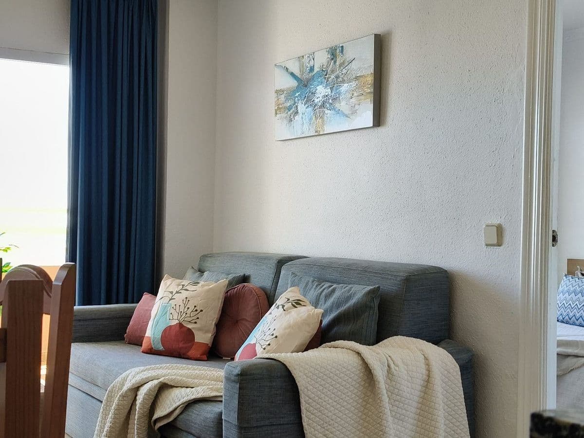 1 slaapkamer Strandappartement te koop in Fuengirola met zwembad - € 390.000 (Ref: 9491869)