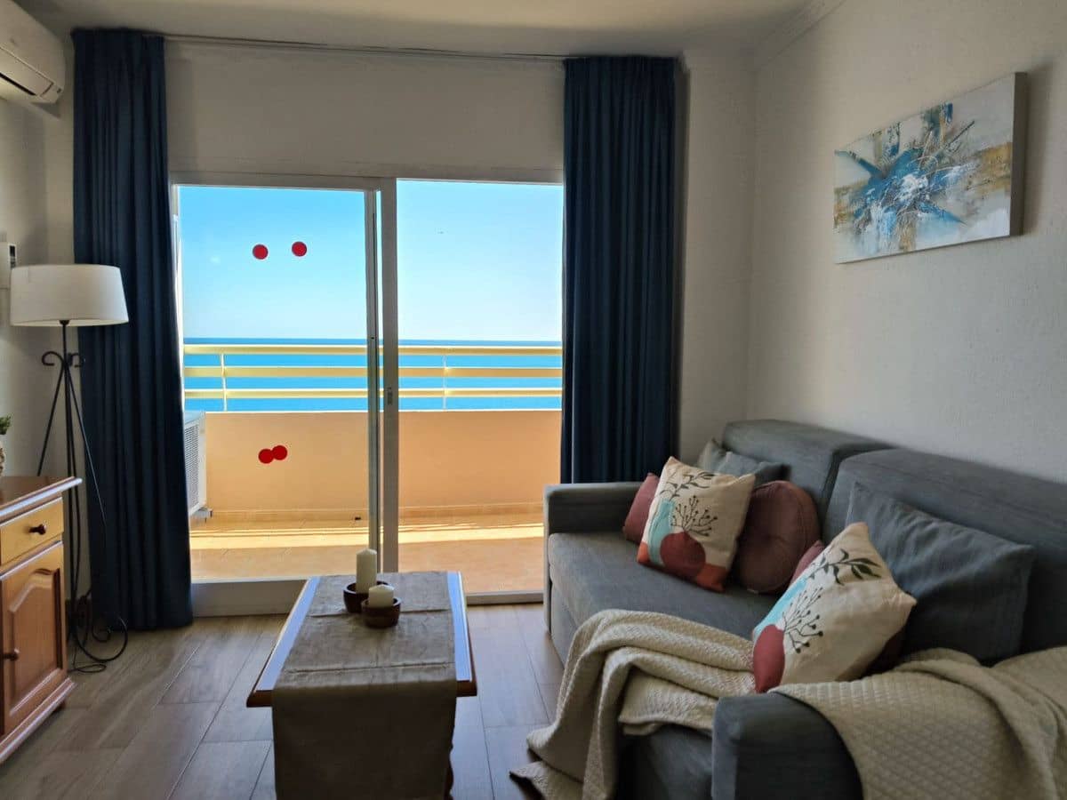 1 slaapkamer Strandappartement te koop in Fuengirola met zwembad - € 390.000 (Ref: 9491869)