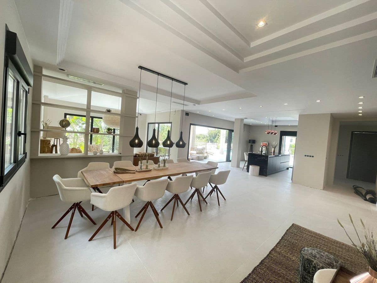 7 quarto Moradia para venda em Marbella com piscina garagem - 3 790 000 € (Ref: 9491870)