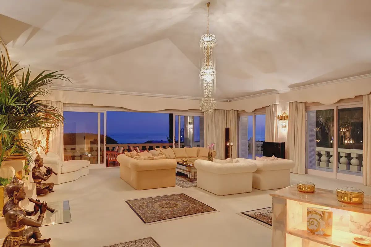 6 slaapkamer Villa te koop in Marbella met zwembad garage - € 12.000.000 (Ref: 9491871)