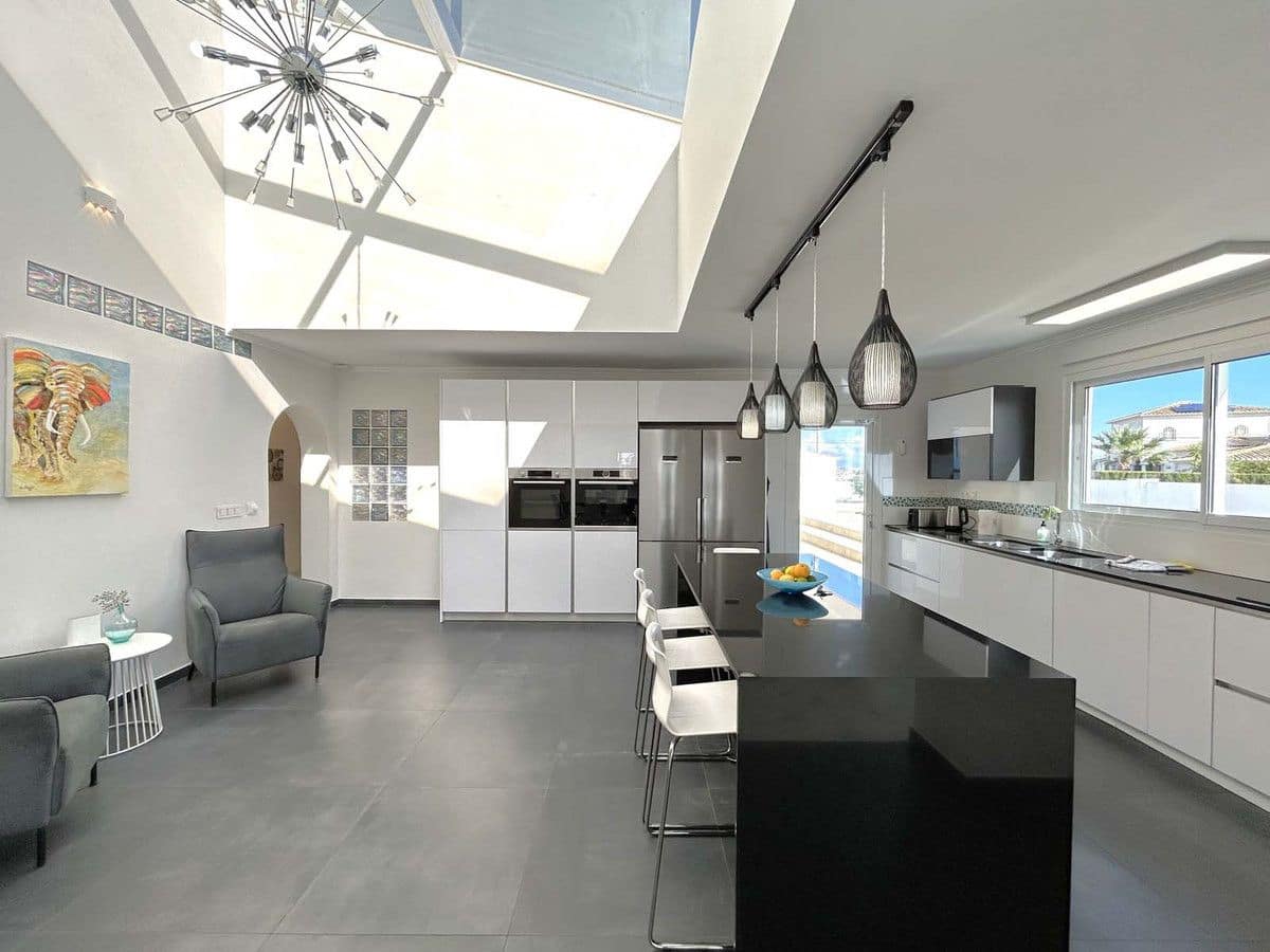 7 soveværelse Villa til salg i Mijas med swimmingpool garage - € 3.720.000 (Ref: 9504516)