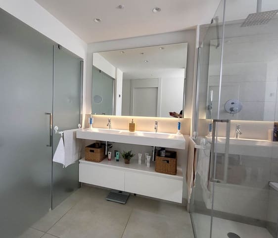 3 soverom Leilighet til salgs i Centro ciudad, Fuengirola med svømmebasseng garasje - € 795 000 (Ref: 9504517)