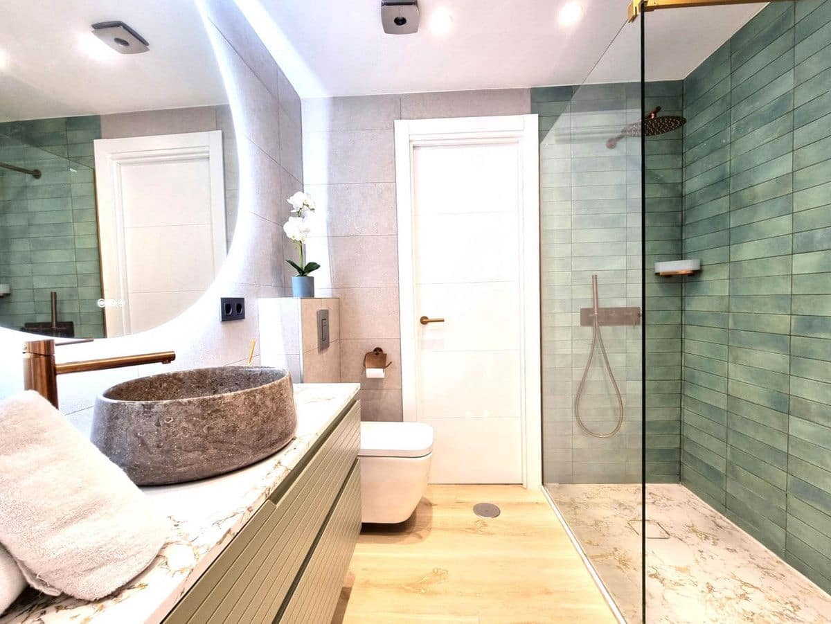 1 soveværelse Strandlejlighed til salg i Mijas med swimmingpool garage - € 599.000 (Ref: 9504520)