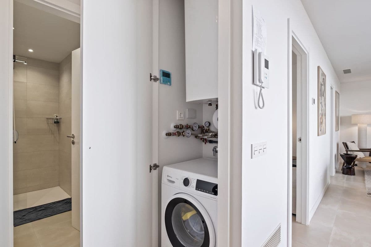 2 soveværelse Lejlighed til salg i Fuengirola med swimmingpool garage - € 479.000 (Ref: 9542219)