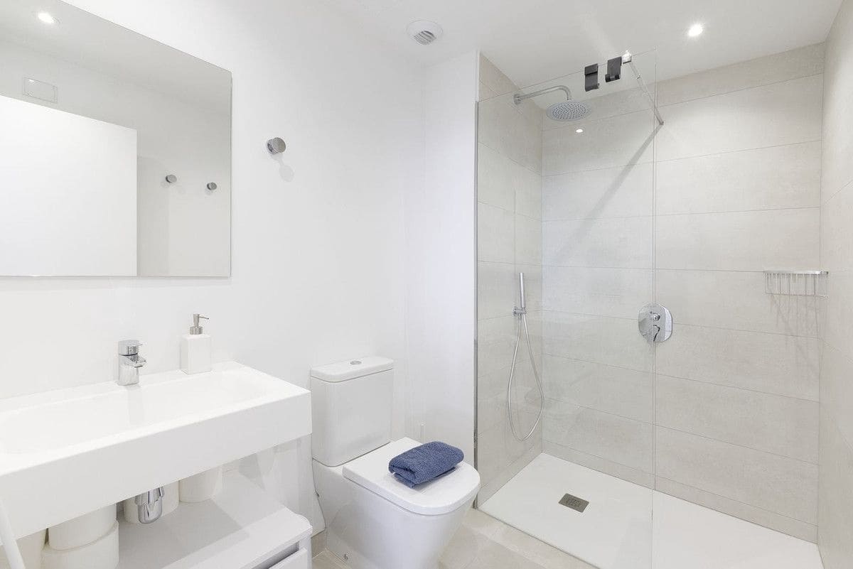 2 soveværelse Lejlighed til salg i Fuengirola med swimmingpool garage - € 479.000 (Ref: 9542219)