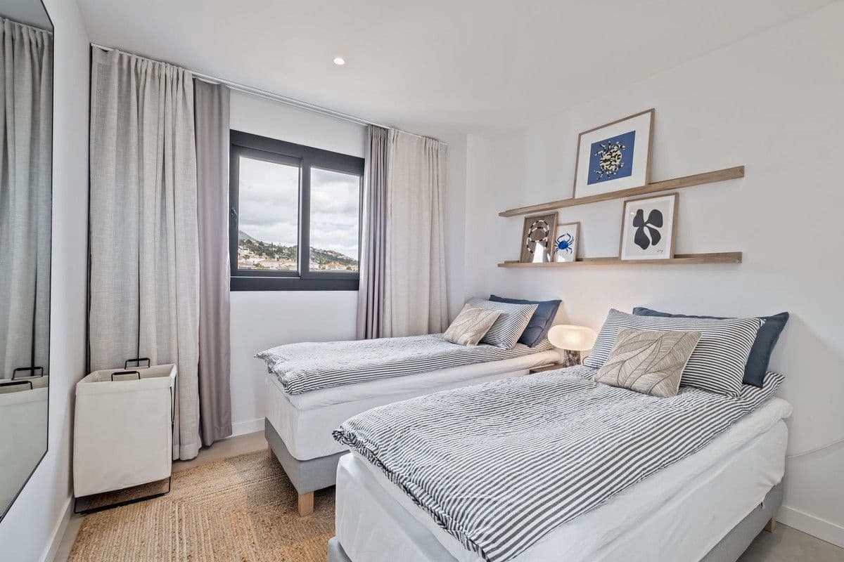 2 soveværelse Lejlighed til salg i Fuengirola med swimmingpool garage - € 479.000 (Ref: 9542219)