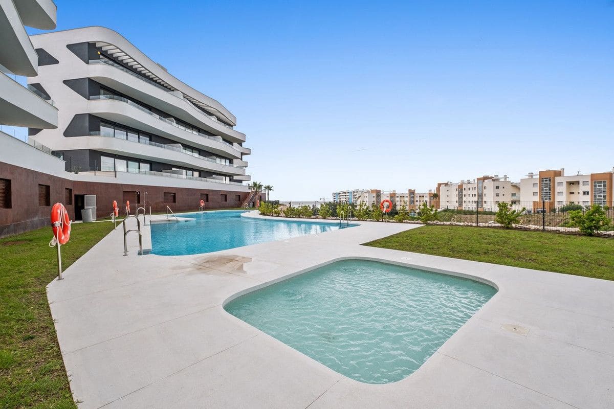 2 soveværelse Lejlighed til salg i Fuengirola med swimmingpool garage - € 479.000 (Ref: 9542219)