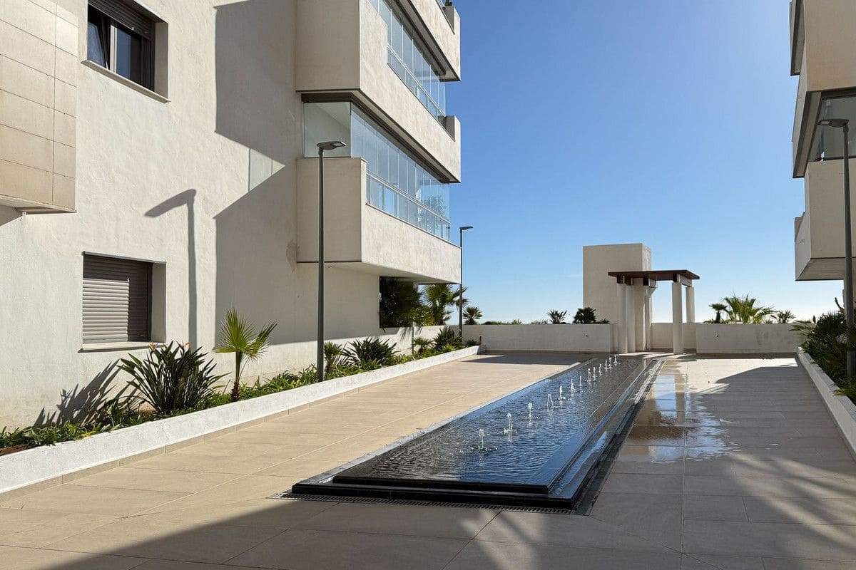 3 soverom Penthouse til salgs i Benalmadena med svømmebasseng garasje - € 687 000 (Ref: 9542220)