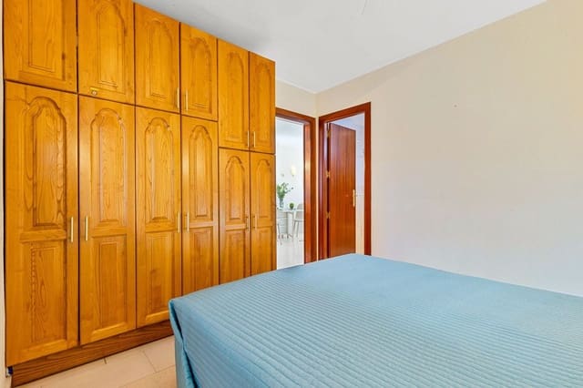 1 sypialnia Apartament przy plaży na sprzedaż w Playa de los Boliches, Fuengirola z basenem garażem - 360 000 € (Ref: 9542221)