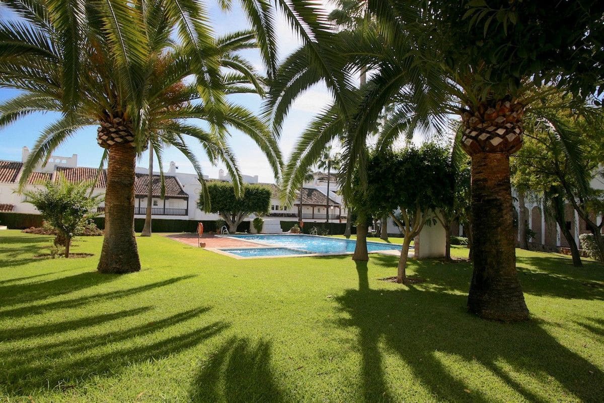 Ático de 4 habitaciones en Fuengirola en venta con piscina garaje - 1.450.000 € (Ref: 9542224)