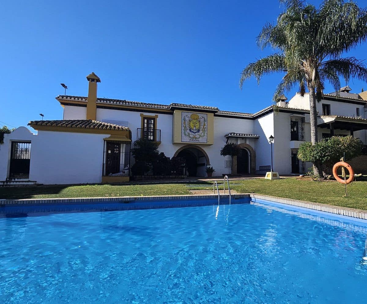 Ático de 4 habitaciones en Fuengirola en venta con piscina garaje - 1.450.000 € (Ref: 9542224)