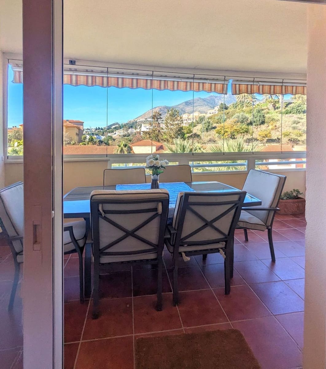 2 soveværelse Lejlighed til salg i Benalmadena med swimmingpool garage - € 350.000 (Ref: 9542229)