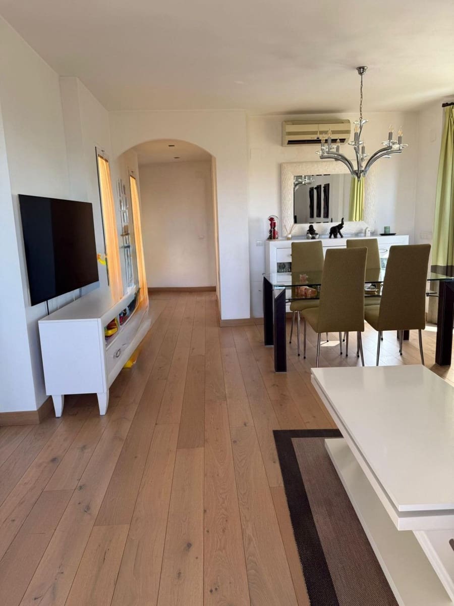 3 bedroom Penthouse for sale in Mijas with pool - € 499,000 (Ref: 9542230)