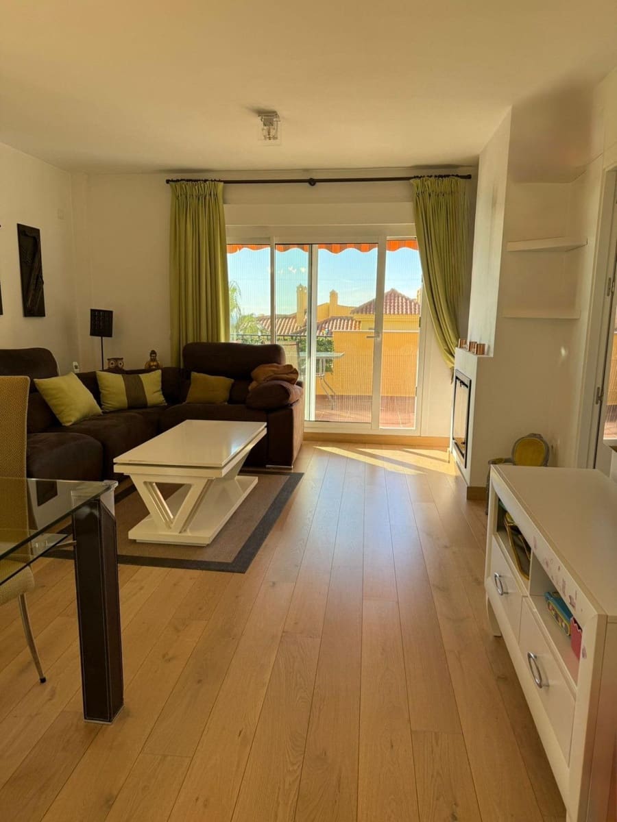 3 bedroom Penthouse for sale in Mijas with pool - € 499,000 (Ref: 9542230)