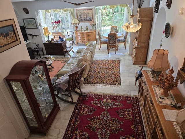 4 camera da letto Villa in vendita in Calahonda, Mijas con piscina garage - 890.000 € (Rif: 9542231)