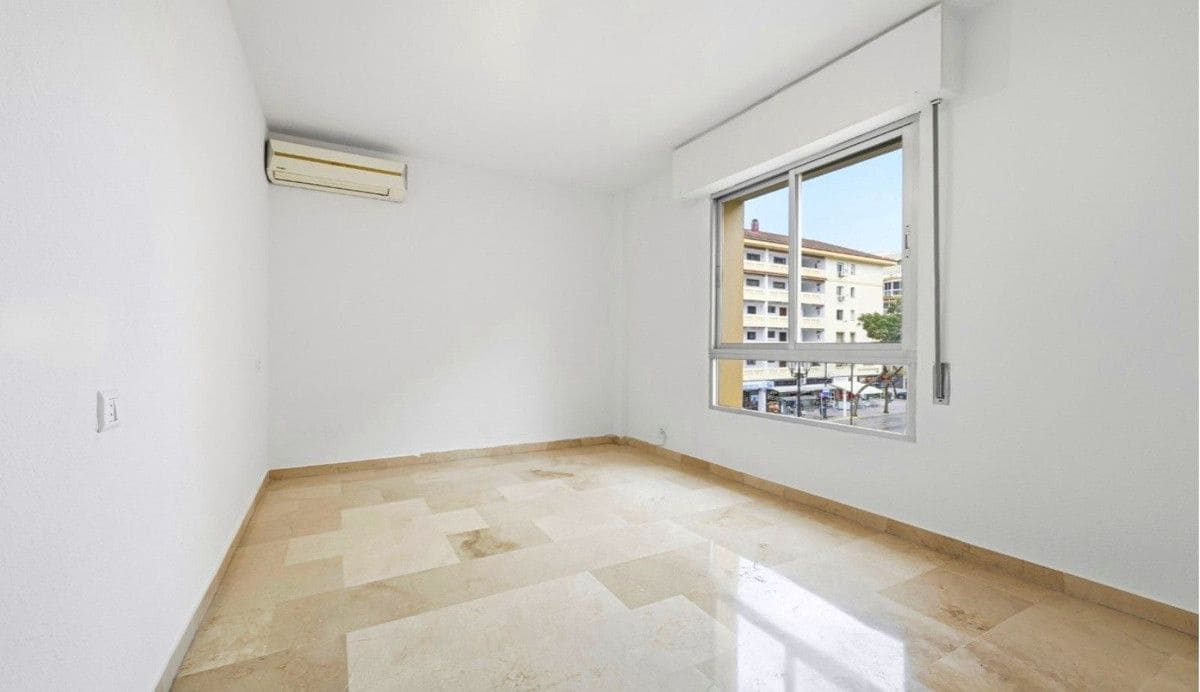 3 soveværelse Lejlighed til salg i Fuengirola med swimmingpool garage - € 465.000 (Ref: 9542232)