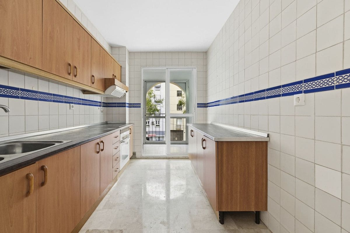 3 soveværelse Lejlighed til salg i Fuengirola med swimmingpool garage - € 465.000 (Ref: 9542232)