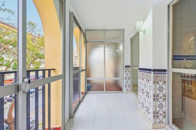3 chambre Appartement à vendre à Centro ciudad, Fuengirola avec piscine garage - 445 000 € (Ref: 9542232)