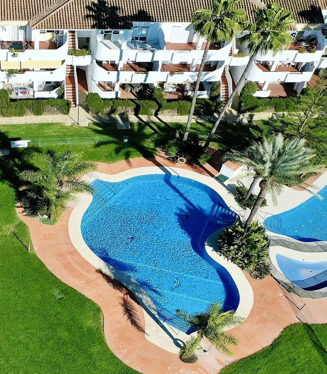Apartamento de 2 habitaciones en Mijas en venta con piscina garaje - 325.000 € (Ref: 9542233)