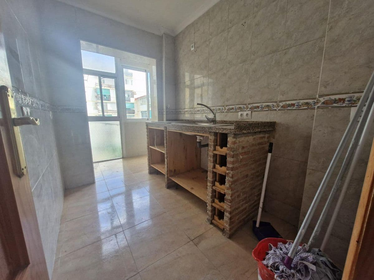 3 bedroom Flat for sale in Torremolinos - € 220,000 (Ref: 9542238)