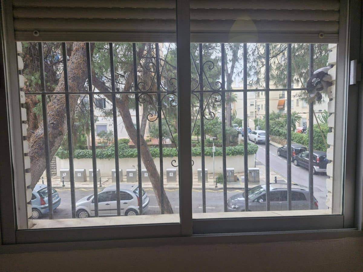 3 bedroom Flat for sale in Torremolinos - € 220,000 (Ref: 9542238)