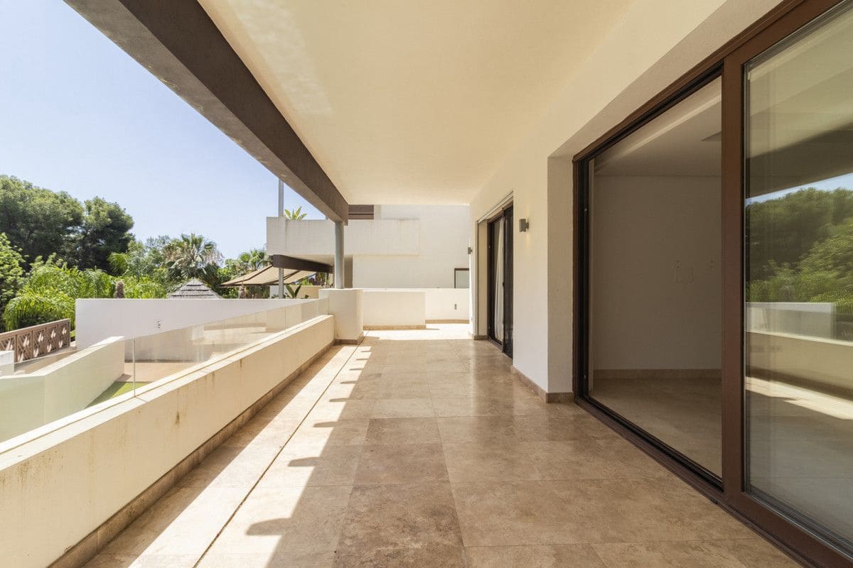 3 soveværelse Byhus til salg i Marbella med swimmingpool garage - € 1.800.000 (Ref: 9542240)