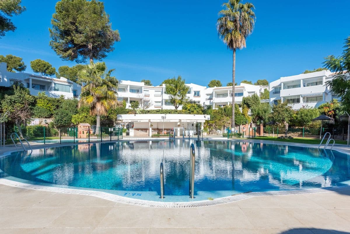 2 slaapkamer Penthouse te koop in Mijas met zwembad garage - € 365.000 (Ref: 9542242)