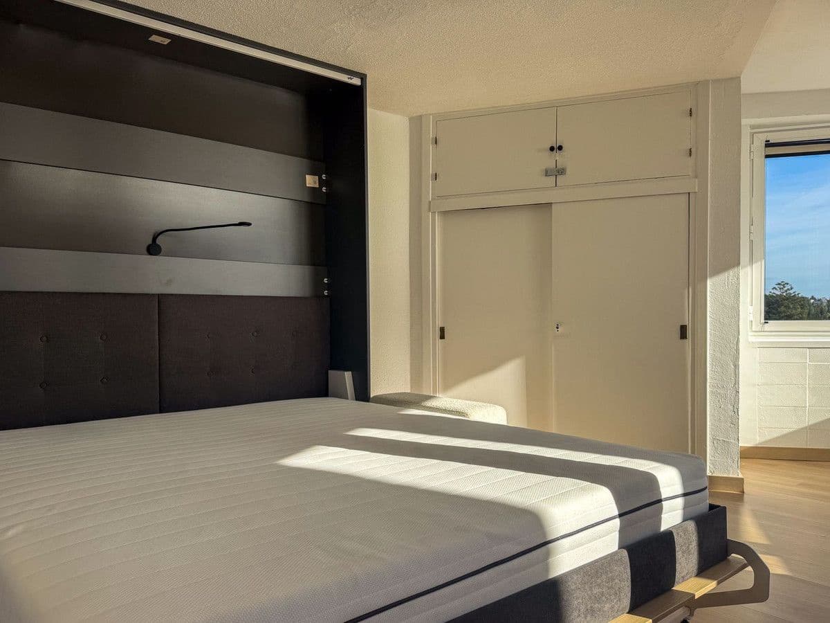 1 makuuhuone Ranta-asunto myytävänä paikassa Mijas mukana uima-altaan - 247 500 € (Ref: 9542246)