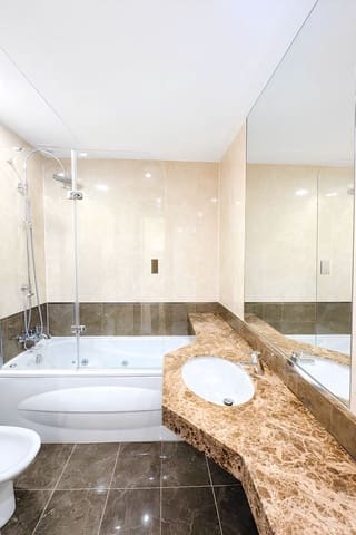 1 makuuhuone Huoneisto myytävänä paikassa La Cala de Mijas, Mijas mukana uima-altaan 
autotalli - 259 000 € (Ref: 9542250)