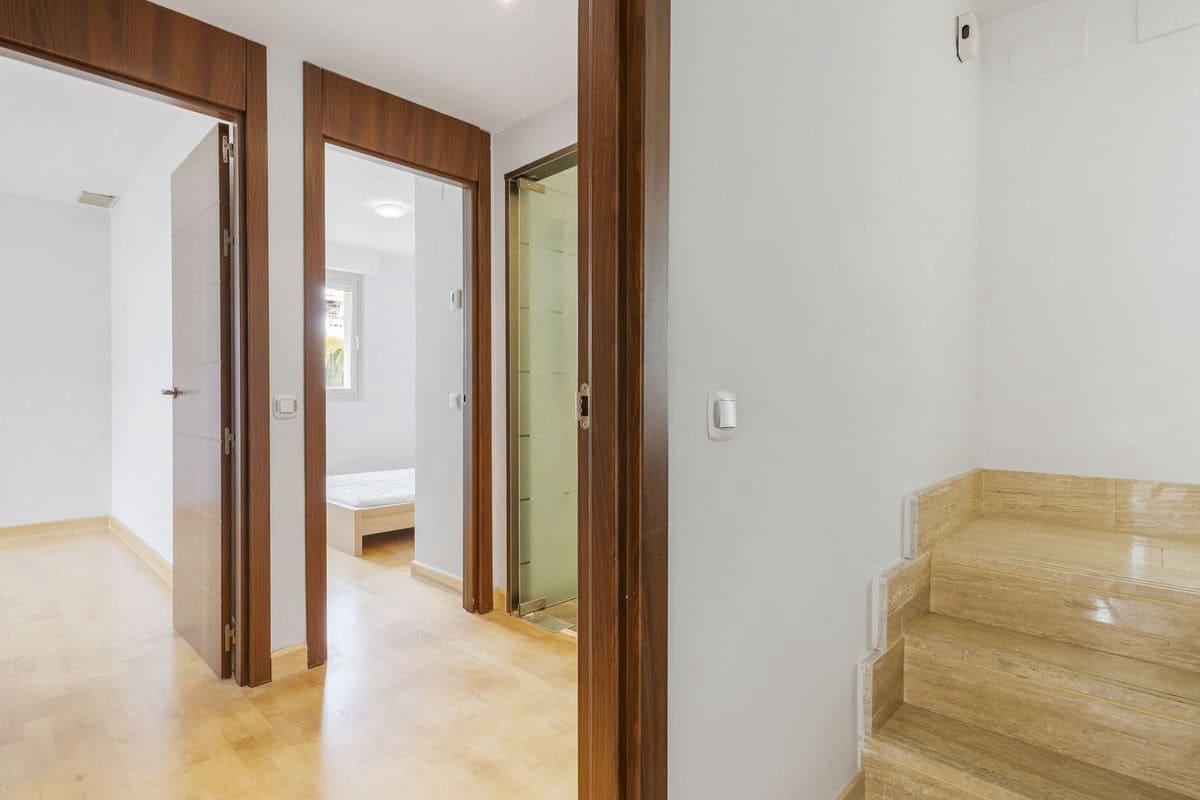 3 slaapkamer Penthouse te koop in Mijas met zwembad garage - € 399.000 (Ref: 9542251)