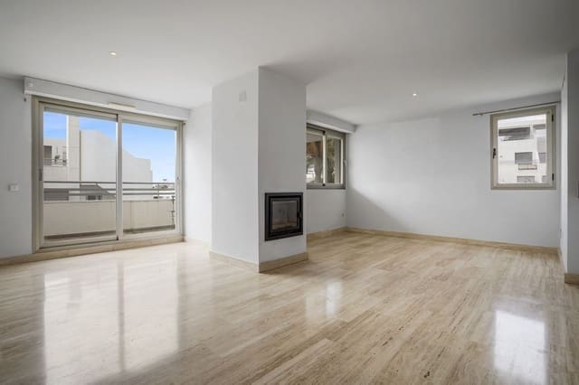 3 makuuhuone Kattohuoneisto myytävänä paikassa La Cala de Mijas, Mijas mukana uima-altaan 
autotalli - 399 000 € (Ref: 9542251)