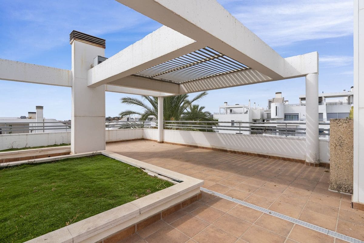 3 slaapkamer Penthouse te koop in Mijas met zwembad garage - € 399.000 (Ref: 9542251)