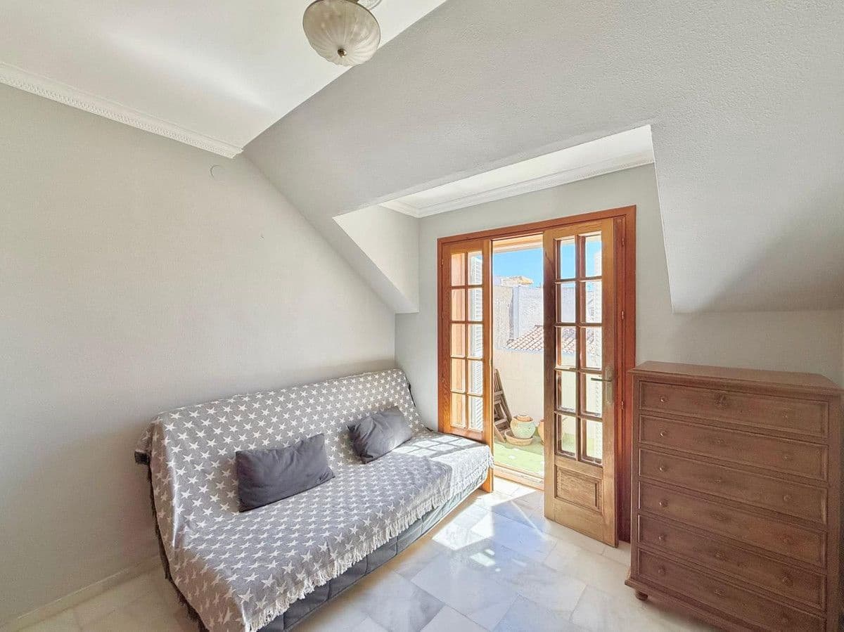 2 Zimmer Penthouse zu verkaufen in Fuengirola - 315.000 € (Ref: 9575400)