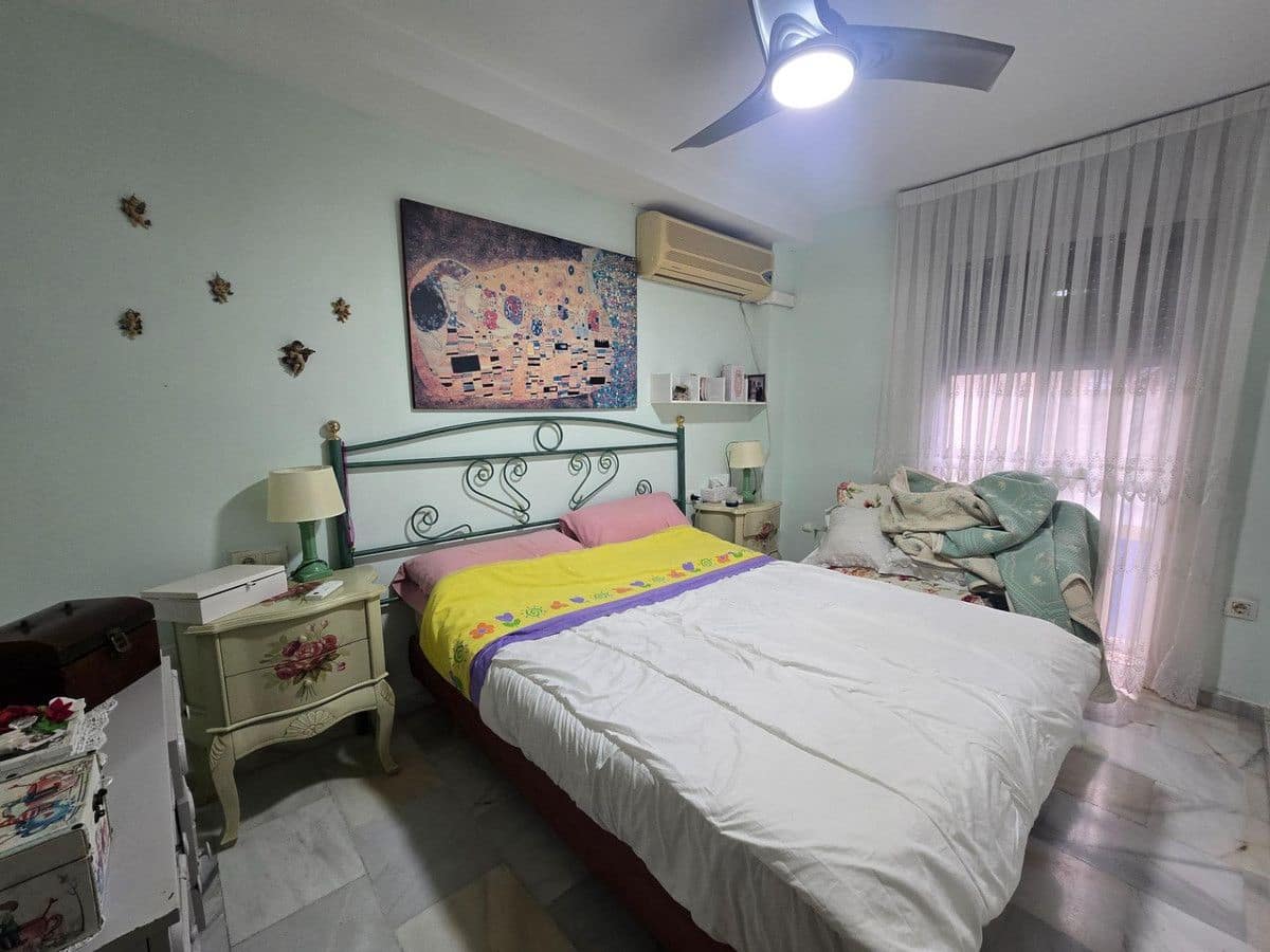 3 bedroom Semi-detached Villa for sale in Torremolinos with pool garage - € 430,000 (Ref: 9575412)