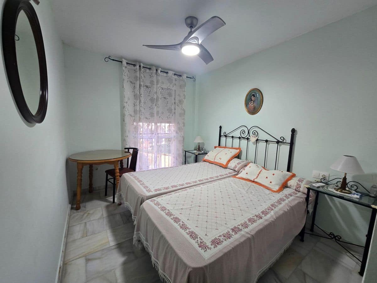 3 bedroom Semi-detached Villa for sale in Torremolinos with pool garage - € 430,000 (Ref: 9575412)