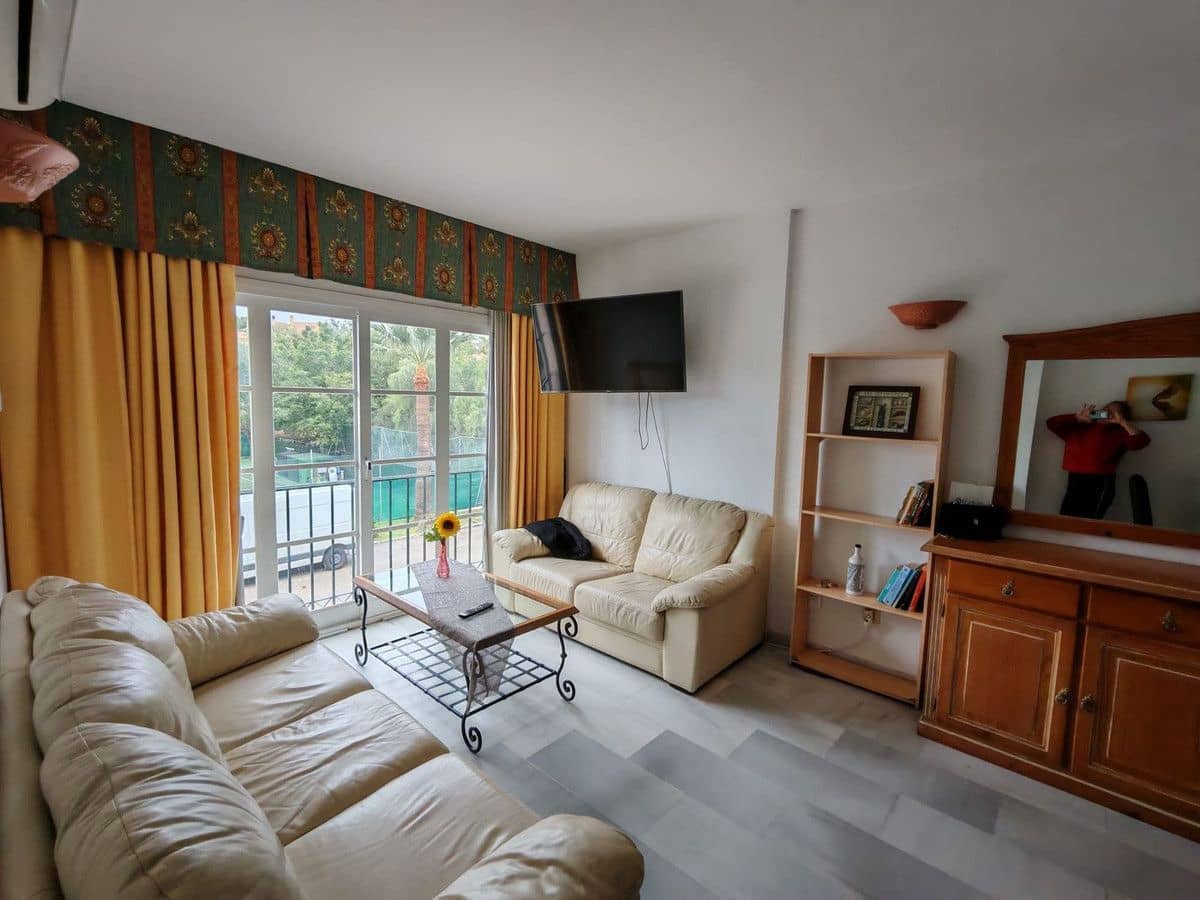 1 chambre Appartement à vendre à Riviera del Sol avec piscine - 222 560 € (Ref: 9575414)