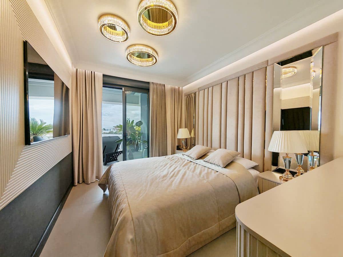 3 sypialnia Penthouse na sprzedaż w Marbella z basenem garażem - 1 499 000 € (Ref: 9575418)