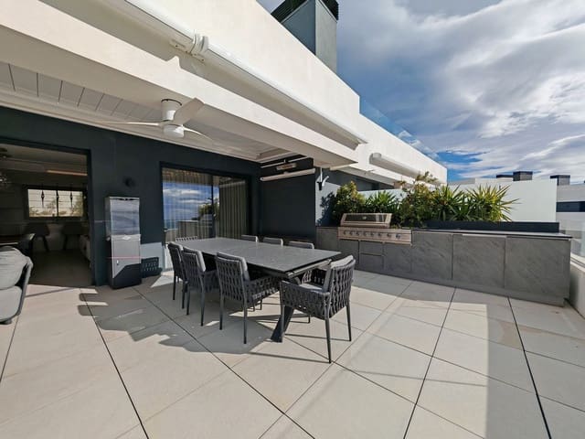 Ático de 3 habitaciones en Aloha Golf, Marbella en venta con piscina garaje - 1.499.000 € (Ref: 9575418)