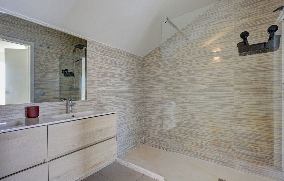 3 sovrum Takvåning till salu i Benalmadena med pool garage - 699 000 € (Ref: 9575420)