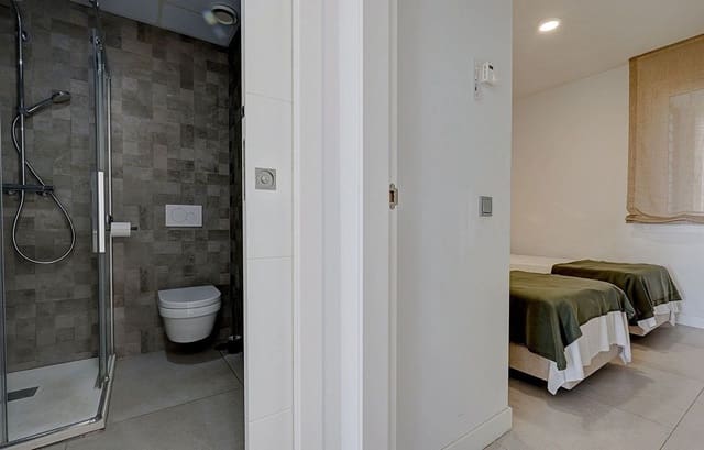 3 sovrum Takvåning till salu i Arroyo de la Miel, Benalmádena med pool garage - 699 000 € (Ref: 9575420)