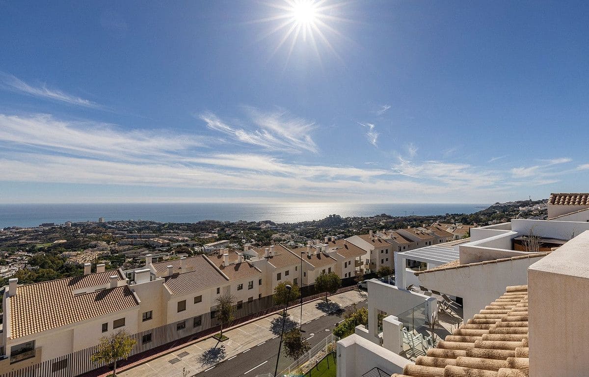 3 sovrum Takvåning till salu i Benalmadena med pool garage - 699 000 € (Ref: 9575420)