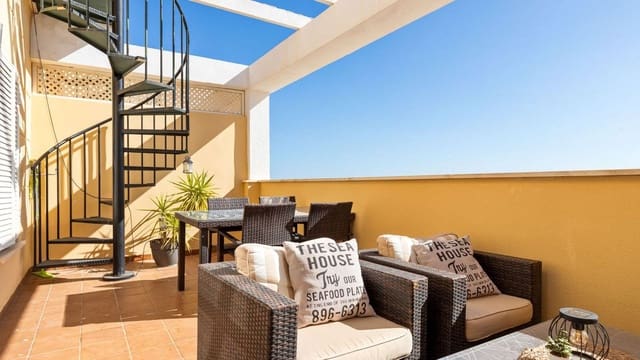 2 bedroom Penthouse for sale in Torremolinos with pool garage - € 405,000 (Ref: 9592176)
