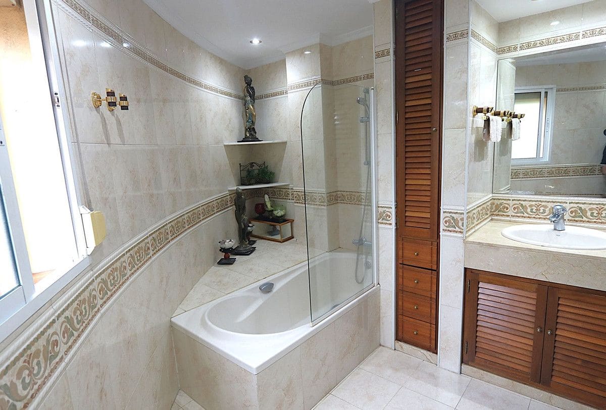 3 chambre Appartement de Plage à vendre à Fuengirola avec garage - 440 000 € (Ref: 9634942)