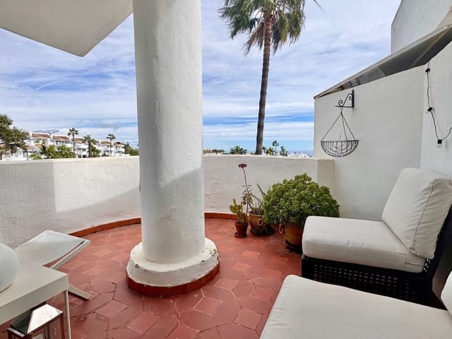 Ático de 2 habitaciones en Calahonda, Mijas en venta con piscina garaje - 415.000 € (Ref: 9634943)