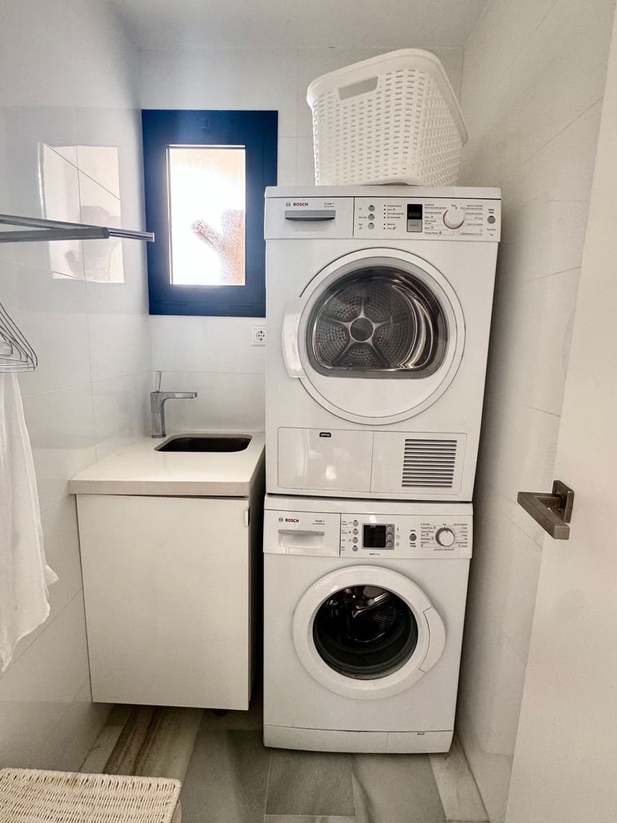 Ático de 2 habitaciones en Mijas en venta con piscina garaje - 415.000 € (Ref: 9634943)