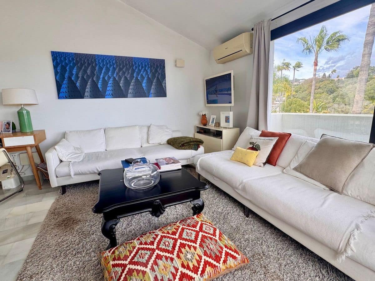 Ático de 2 habitaciones en Mijas en venta con piscina garaje - 415.000 € (Ref: 9634943)