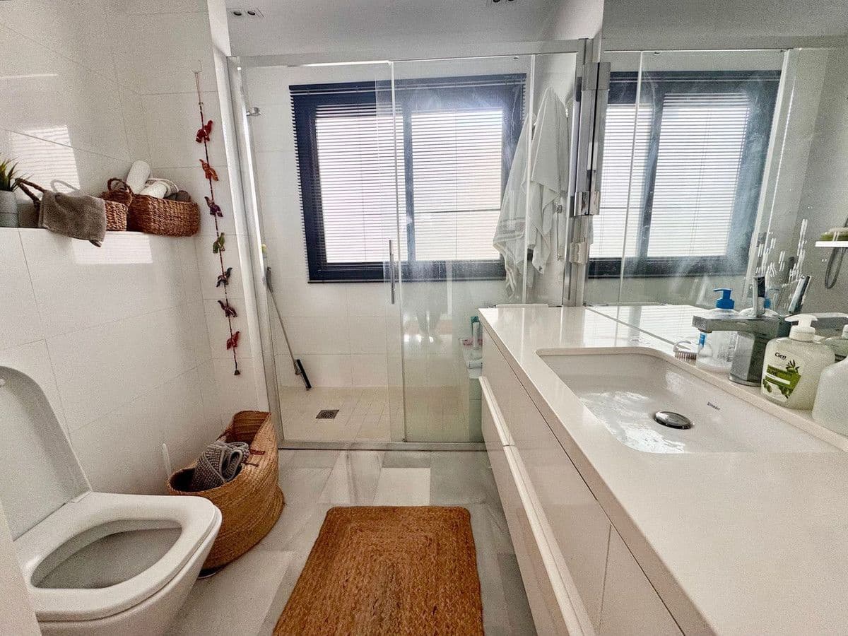 Ático de 2 habitaciones en Mijas en venta con piscina garaje - 415.000 € (Ref: 9634943)